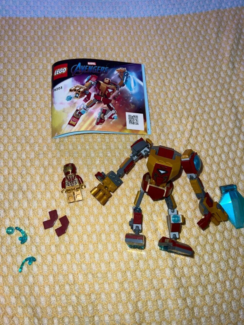 LEGO Marvel Avengers Iron Man Mech Armor Set 76203 Minifigure & Manual